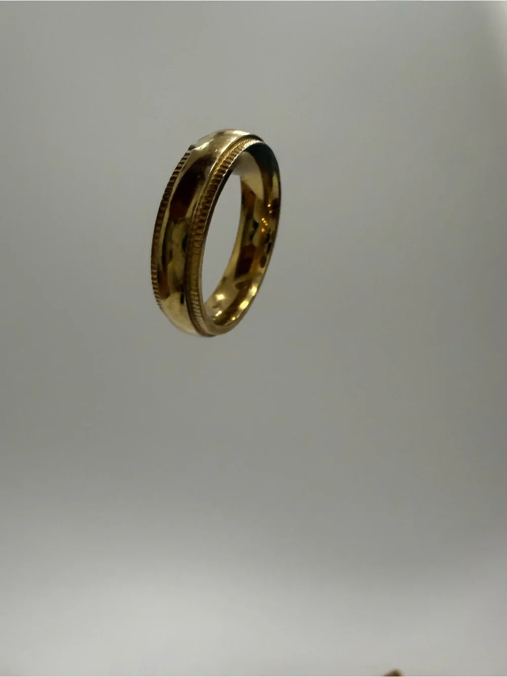 Gold Wedding Band Ring - Classic Milgrain Edge
